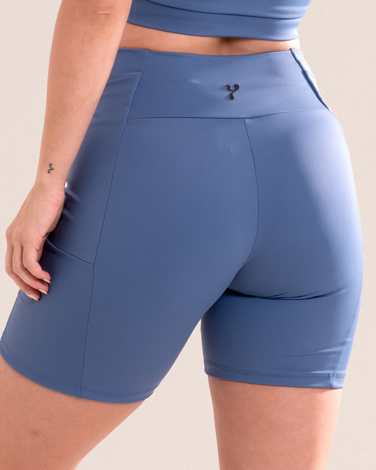 Short Legging Fitness Com Bolso Sem Costura No Gancho