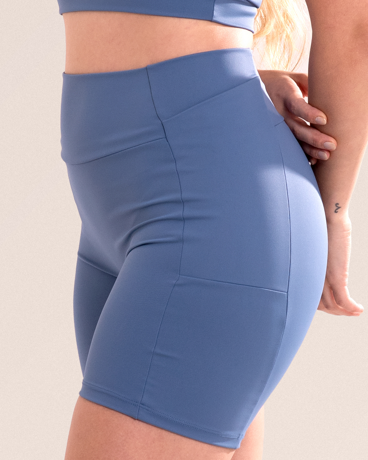 Short Legging Fitness Com Bolso Sem Costura No Gancho