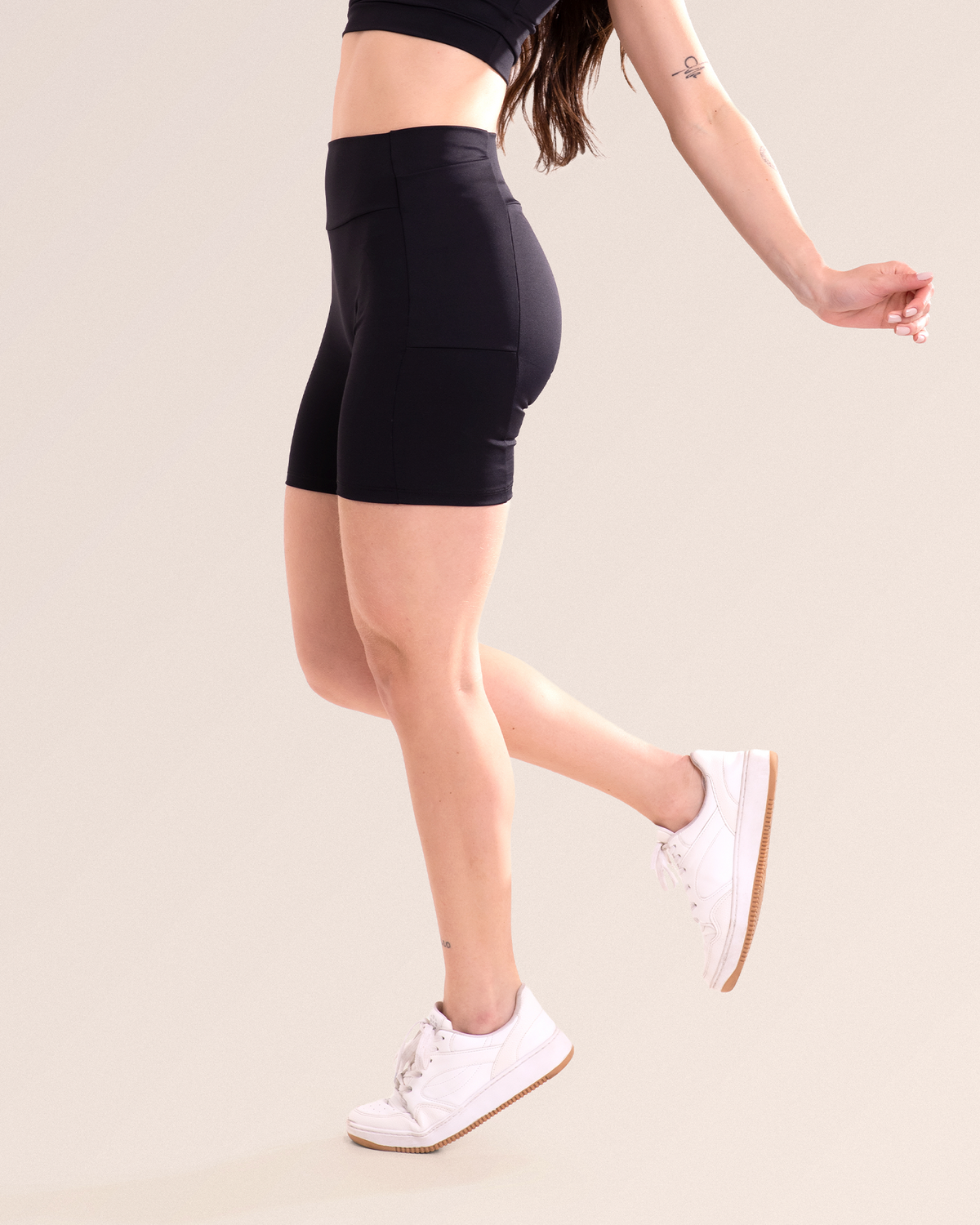 Short Legging Fitness Com Bolso Sem Costura No Gancho