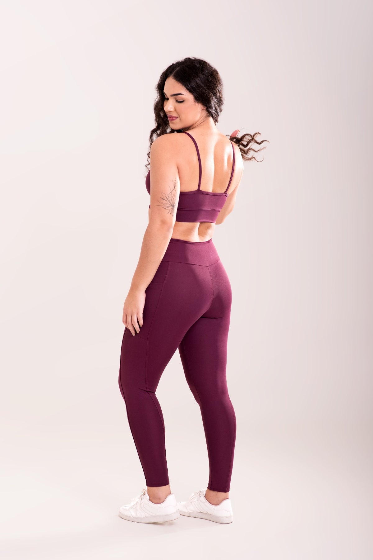 Calça Legging Poliamida Com Bolsos