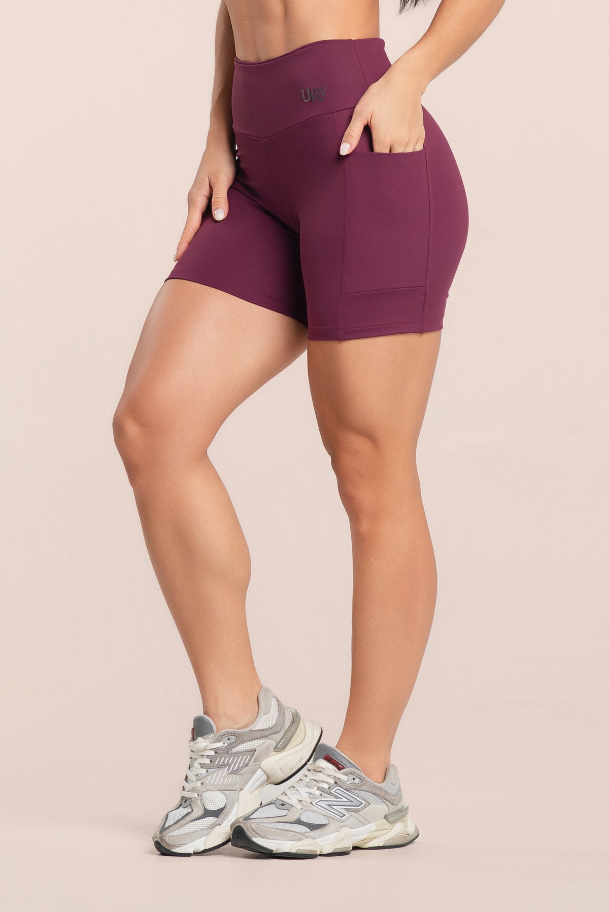 Short Fitness Poliamida Com Bolsos